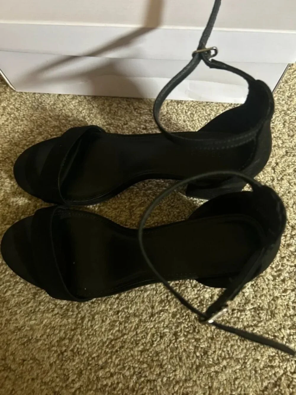 Chunky Black heel